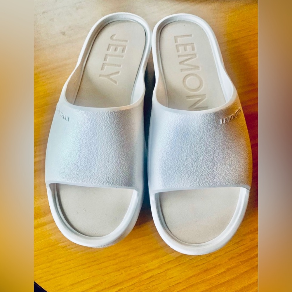 Lemon jelly sandals